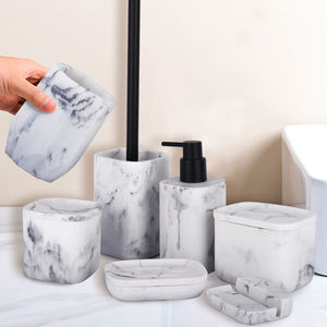 Ensemble d'accessoires de salle de bain en polyrésine noire effet marbre pour hôtel, style moderne, en béton - Product Image 2