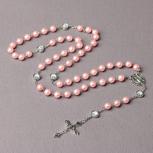 Collana croce del rosario cattolico 8mm perle di vetro 5 segmenti rosa e bianco croce di gesus regalo - Product Image 2