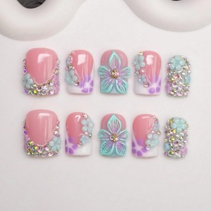 ลายเล็บเฟรนช์ทิปน่ารัก ทำมือ 10 ชิ้น <span class=keywords><strong>ทรง</strong></span>สควอวัล สีชมพูอ่อน ขาว ฟ้า ลายดอกไม้ ชุดทำเล็บปลอม แพ็คใหญ่ - Product Image 4