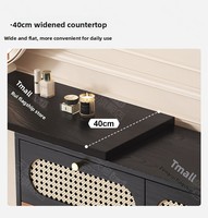 Ensemble de coiffeuse vintage en bois avec tiroirs en rotin tressé, 360 °   Bureau pivotant avec rangement latéral et organisateur à panneaux perforés
