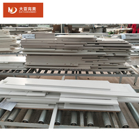 Portes d'armoires en thermofoil, portes recouvertes de PVC, façades de tiroirs rainurées avec noyau HDF/MDF anti-déformation et anti-humidité pour meubles de maison