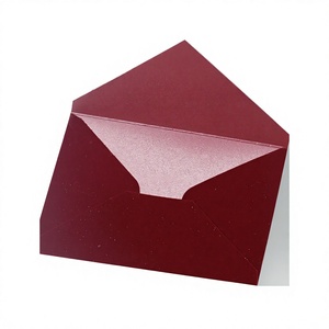 Nuevas invitaciones de boda de terciopelo rojo personalizadas con sobres y estampado en lámina dorada, sobres para Año Nuevo - Product Image 1