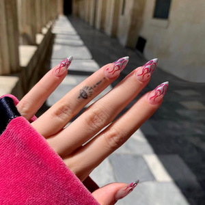 24 pièces/boîte ongles de cercueil à <span class=keywords><strong>flamme</strong></span> de longueur moyenne <span class=keywords><strong>faux</strong></span> ongles avec colle ongles à presser ongles artificiels - Product Image 4