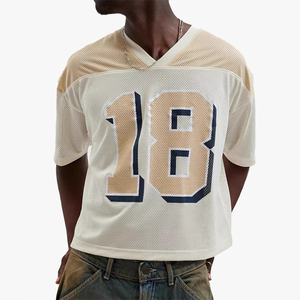 Camiseta vintage de manga corta para hombre con número impreso, estilo deportivo urbano, top holgado con aberturas - Product Image 1