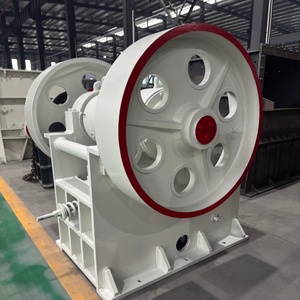 เครื่องจักร EU หนึ่งเครื่องเทียบเท่ากับสายการผลิตทรายและกรวดครบวงจร เครื่องบดกรามเคลื่อนที่แบบใหม่พร้อมจัดส่งรวดเร็ว - Product Image 3
