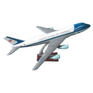 โมเดลเครื่องบินเรซิ่น โบอิ้ง 747 สเกล 1:150 ขนาด 47 ซม. รุ่นปรับแต่งสีสันได้ ประเทศสหรัฐอเมริกา - Product Image 1