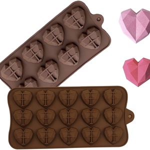 Molde de Silicona para Dulces y Chocolate con Forma de Corazón de Diamante, 8 y 15 Cavidades - Product Image 1