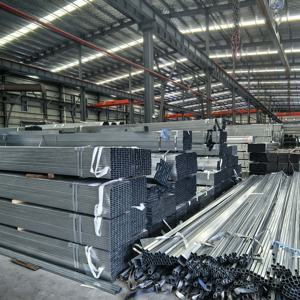 Preço de Fábrica Tubo de Aço Quadrado Pré-Galvanizado Padrão <span class=keywords><strong>BS</strong></span> <span class=keywords><strong>729</strong></span> 1.5 Polegadas 2.5 Polegadas Aço Carbono 6m 12m para Estrutura de Óleo API - Product Image 3