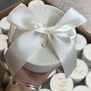 Boîte à dragées ronde en velours ivoire personnalisée avec logo, emballage cadeau <span class=keywords><strong>de</strong></span> luxe élégant, vide, pour mariage, avec ruban - Product Image 5