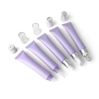 Tube cosmétique en plastique rose à visser avec plusieurs options de diamètre, contenant pour baume à lèvres et maquillage
