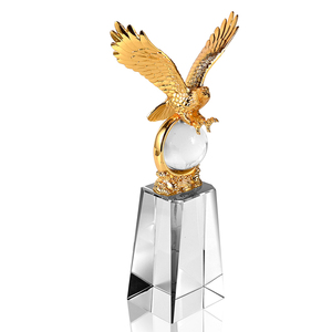 Prix du trophée sportif en verre de cristal fourni par le fabricant avec <span class=keywords><strong>logo</strong></span> personnalisé Golden Eagle Metal Crystal Crafts - Product Image 3