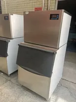 Máquina para Hacer Hielo en Cubos de 150 kg por Día, Refrigerador con Congelador Inferior