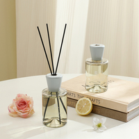 Diffuseur d'arômes sans flamme en verre soufflé artisanal unique, design attrayant, étiquette personnalisée, vente chaude