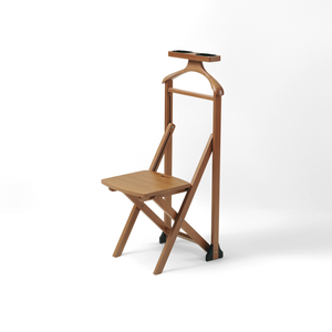 Porte-vêtements pliable en bois <span class=keywords><strong>de</strong></span> hêtre massif, finition cerisier, avec barre porte-pantalon et plateau <span class=keywords><strong>de</strong></span> rangement pour <span class=keywords><strong>chambre</strong></span> et hôtel - Product Image 1