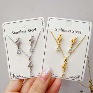 Collier chaîne à maillons en laiton plaqué or 14 carats tendance et très vendu en 2025, élégant et polyvalent, cadeau unisexe - Product Image 3