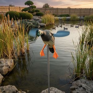 Décoys de canards réalistes 3D à énergie éolienne, activés par le vent, nageant et tournant, avec plumes qui battent, pour la chasse en extérieur - Product Image 4