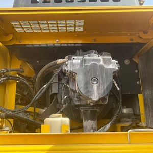 Excavadora de cadenas Komatsu PC450-8 usada |   Alta Eficiencia y Bajo Consumo de Combustible |   Excelente estado, listo para trabajar - Product Image 6