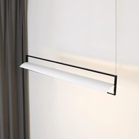 Restaurant scandinave avant-toit carrelage abat-jour lampe design minimaliste lampe plate bureau long lustre