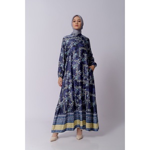 Sofisticado Vestido Almaty de Tela Sedosa con Mangas Abullonadas Elásticas para un Estilo Formal y Casual - Product Image 1
