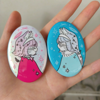 Badge en métal personnalisé sur le thème de l'anime, en alliage de fer durable, accessoire souvenir pour les fans de dessins animés, cadeau de collection, décoration pour sac à dos et vêtements