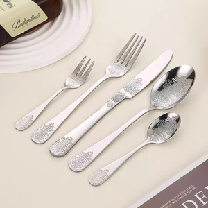 Set di posate riutilizzabili in acciaio inossidabile dorato Set di posate forchetta e cucchiaio per argenteria - Product Image 5