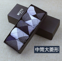 Chaussettes bateau à cinq paires pour hommes Nouveau printemps et été Respirant Coton solide Casual Business Style Jetable