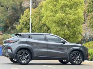 Changan UNI-T 2020 SUV Compatto 5 Porte 5 Posti Grande Spazio Basso Chilometraggio Usato Automatico Telaio Rialzato Prezzo Vantaggioso Richieste Benvenute - Product Image 5