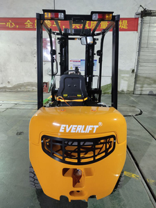 Montacargas Diésel EVERLIFT de 2.5t-3.5t con Calefacción en la Cabina, Mástil de una Etapa, Serie <span class=keywords><strong>FG25T</strong></span> FG30T FG35T, Neumáticos Neumáticos 4WD - Product Image 5