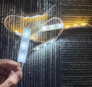 Módulo LED de Color Personalizable SMD2835 4 Chips 74*16mm IP68 Impermeable 5 Años de Garantía Regulable 5000K Luz Diurna para Letreros de Centros Comerciales - Product Image 4