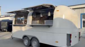 Conversión de Camión de Caja en Cocina Móvil con Refrigerador Integrado y Ventana de Servicio para Catering de Alto Volumen - Product Image 5