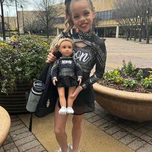 Rode En Zwarte Groothandel Custom Amerikaanse Meisje Pop Cheer Uniformen Cheerleader Outfit - Product Image 4