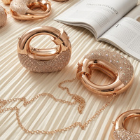 Nouvelle pochette de soirée pour filles, sac à main en acrylique orné de diamants, mini sac de rangement en strass de luxe léger pour enfants