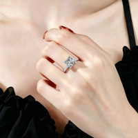 Vente en gros directe d'usine, bague de fiançailles en argent sterling S925 avec moissanite pour les acheteurs et les revendeurs de bijoux