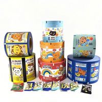 Stock en rouleau de plastique laminé de qualité alimentaire imprimé personnalisé souple brillant pour emballage de collation pour biscuits croustilles chocolat