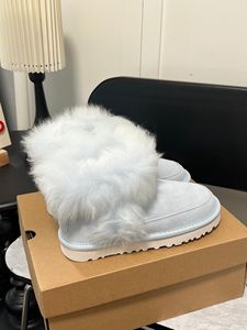 Botas de Nieve Cálidas de Lujo para Mujer UGGS Invierno 2025 - Forro de Lana de Alta Calidad, Material de Piel de Oveja, Logotipo Original - Product Image 4