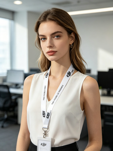Lanière de cou personnalisable de qualité supérieure, souple, avec logo, longueur réglable, glissière avec verrou en plastique pour les entreprises - Product Image 3