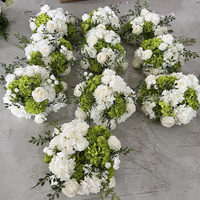 Boule de fleurs vertes et blanches T-FT179, centre de table 50cm 60cm 70cm, vente en gros pour décoration de mariage et allée centrale