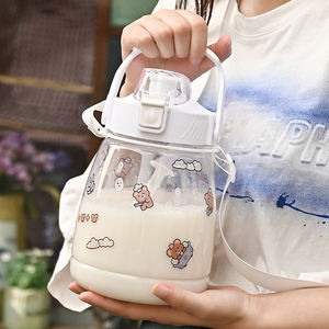 Botella de <span class=keywords><strong>agua</strong></span> grande de plástico portátil y bonita de 1300ml con pajita, <span class=keywords><strong>el</strong></span> mango <span class=keywords><strong>se</strong></span> <span class=keywords><strong>puede</strong></span> utilizar como soporte para teléfono - Product Image 3