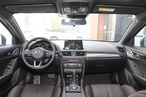 Mazda <span class=keywords><strong>CX</strong></span>-4 <span class=keywords><strong>2021</strong></span> de lujo, 2.5L Turbo, automático, Euro VI, SUV de gasolina, <span class=keywords><strong>5</strong></span> plazas, volante a la izquierda, autos usados a <span class=keywords><strong>precio</strong></span> económico. - Product Image 3