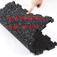 Werkseitig verschleiß feste 50*50cm EPDM-Gummi-Verriegelung matten Gym-Gummi bodenfliesen für das Recycling von Autoreifen