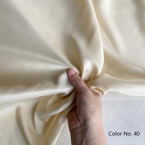 Tissu Popeline 100% <span class=keywords><strong>Soie</strong></span> <span class=keywords><strong>de</strong></span> Mûrier Teint Bio Texture Unie Effet Slub Poids Moyen Résistant à l'Abrasion pour Robe Chemise - Product Image 5
