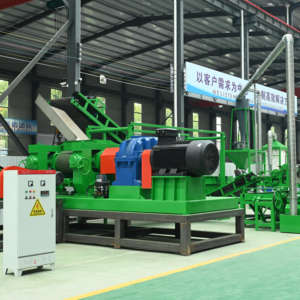 China Rubber Crusher XKP-560 Grinder Equipment / Rubber Cracker Mill <strong>Tyre</strong> Recycling <strong>Machine</strong> for Reclaimed Rubber - Product Image 2