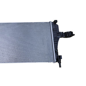 水タンクボルボPolestar 2 OE 31686548カーアクセサリーOEM車部品工場価格 - Product Image 3