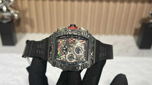 Reloj Mecánico para Hombre de Fibra de Carbono de Calidad V3 - Product Image 4