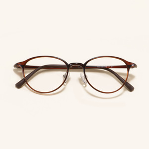 Gafas Ópticas Ovaladas de Tungsteno <span class=keywords><strong>y</strong></span> Carbono Ultraligeras al por Mayor, Montura Óptica Pequeña de Estilo Retro, Gafas para Estudiantes - Product Image 1