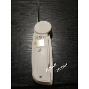 Thermomètre alimentaire infrarouge Testo 104 d'occasion, mesure de la température centrale et de surface des aliments, deux-en-un, pour usage industriel - Product Image 3