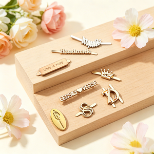 Etichette Metalliche Personalizzate con Logo Inciso, Design alla <span class=keywords><strong>Moda</strong></span>, Ecologiche per Borse - Product Image 4