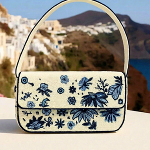 Sac à main rectangulaire SOL MER fait main en polyester brodé de perles de verre avec motif de natation, lavable, pour usage quotidien, en textile - Product Image 1