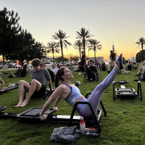 Chất lượng cao cấp xformer thương mại Pilates Cải Cách OEM tùy chỉnh Studio Pilates cải cách máy megaformer thiết bị Pilates - Product Image 4