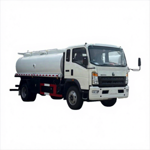 Camion-citerne mobile HOWO 2000/2500 gallons pour distribution de carburant, essence et diesel - Product Image 1